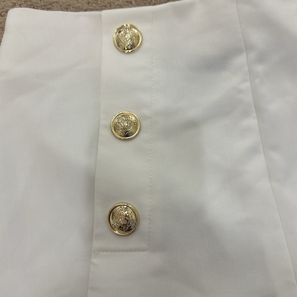 Zara shorts - Picture 2 of 3